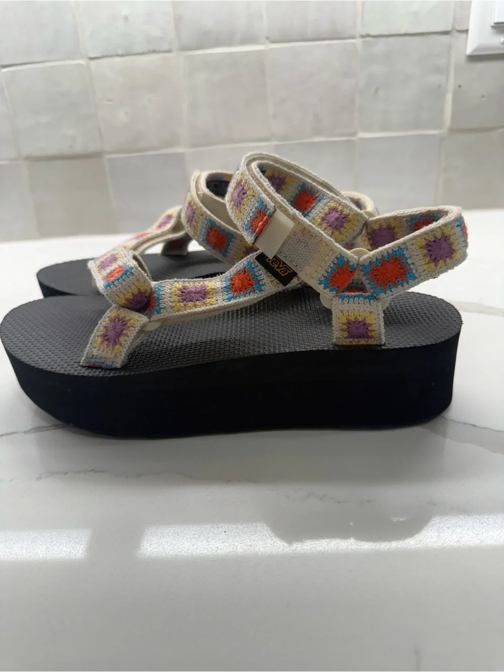 NWOT Teva Women's Cream platform Sandals with Colorful Embroidered Accents - Picture 2 of 4